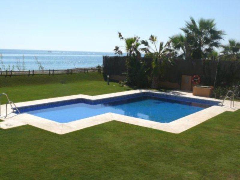 Axarquia Beach Hotel Almayate Bajo Kemudahan gambar